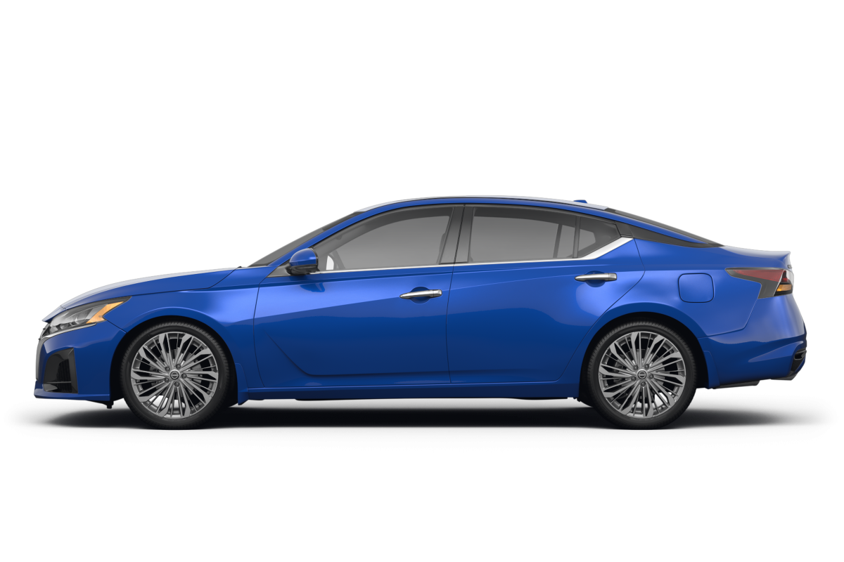 Nissan Altima - Side view Nissan Altima - Side view